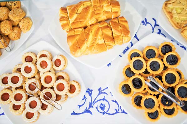 Vari tipi di dolci per colazione